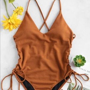 ZAFUL Spaghetti Strap Lace-up Padded One-piece
